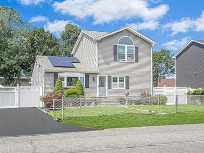 146 Grand Boulevard, Brentwood, NY, 11717