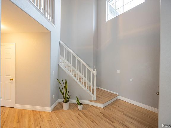 5th image of 9909 Vine Street