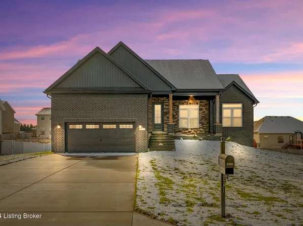 2328 Clearwater Dr, Lawrenceburg, KY 40342