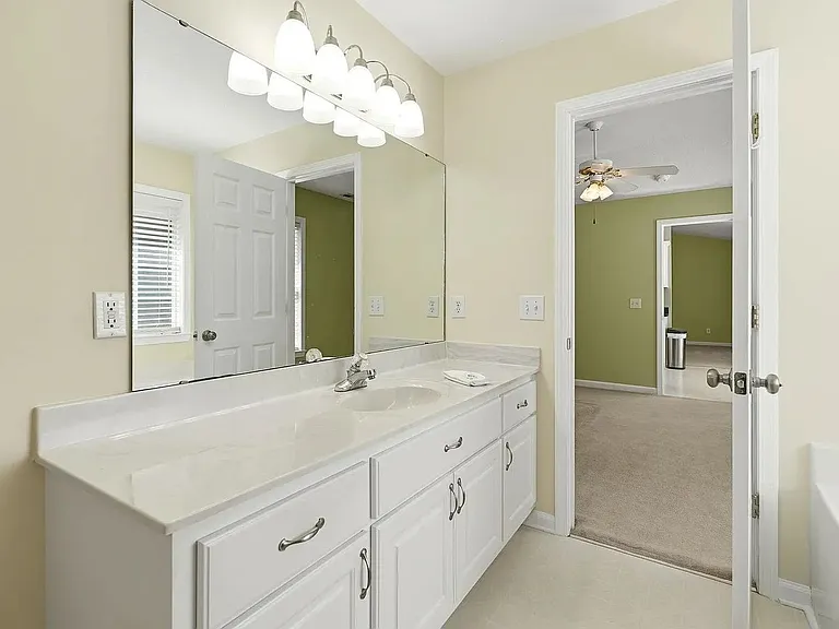 722 Drawbridge Dr — Photo 14