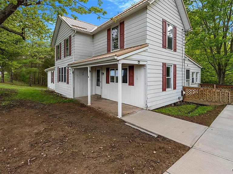 6982 Webster Rd — Photo 2