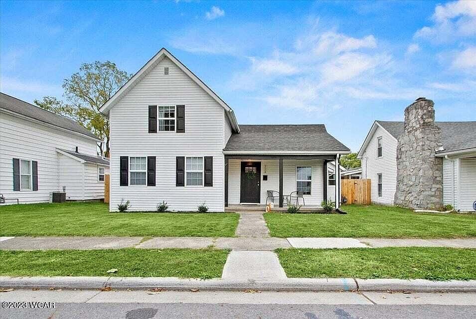 1st image of 224 Freeman Ave