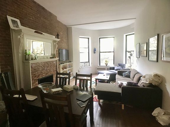 2nd image of 46 W 87th St APT 2A