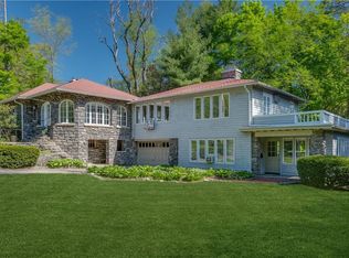 316 Weaver St, Larchmont, NY 10538