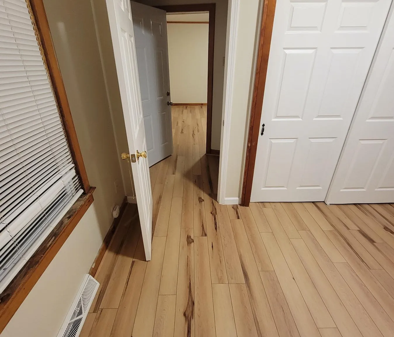 2 bed, 798 sqft, $950 — Photo 2