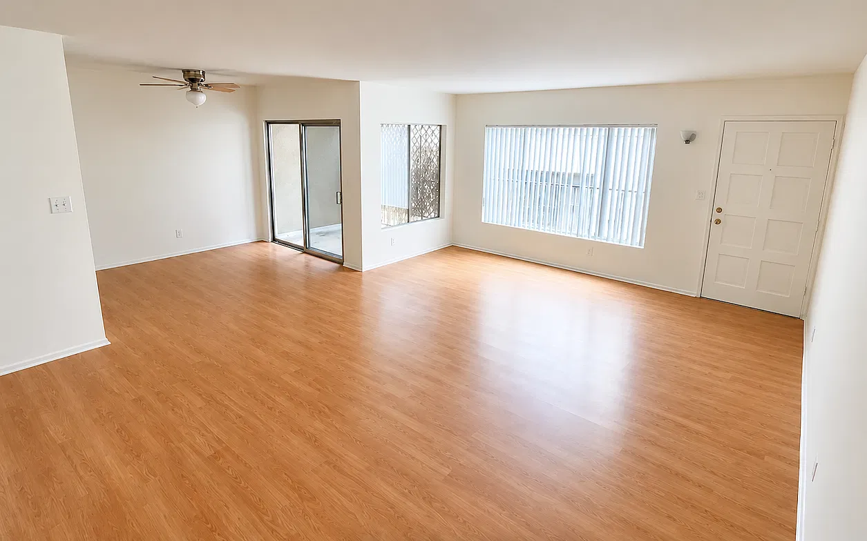 1528 Euclid St — Photo 2