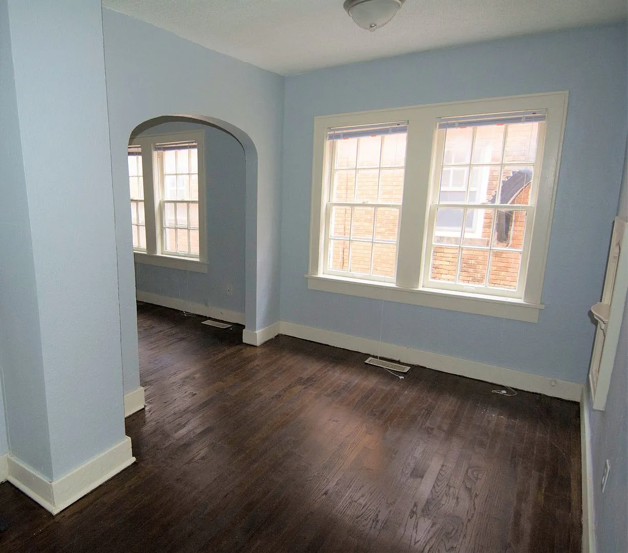 Super Cute Historical Property! Affordable And Cozy — Photo 3