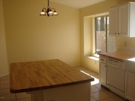 3rd image of 7367 S Amber Marie Ave