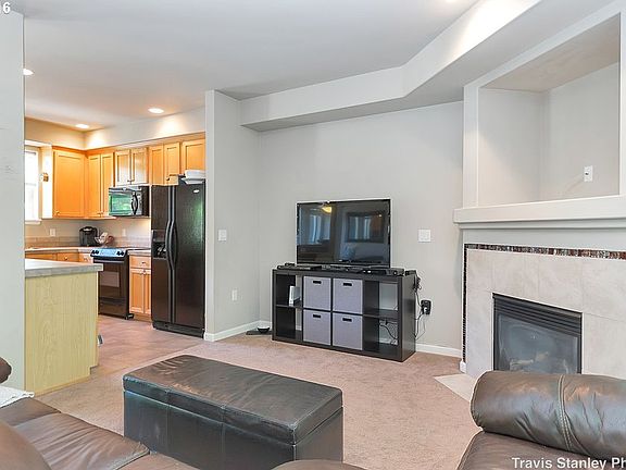 4th image of 10945 Huntington Ave