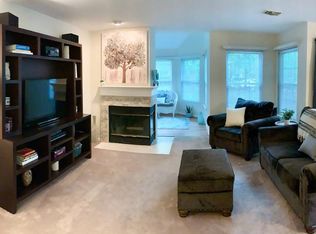 5600 Willoughby Newton Dr UNIT 11, Centreville, VA 20120