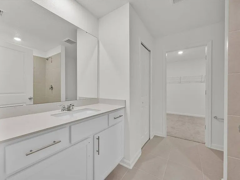 2398 McKinley Dr — Photo 18