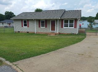 105 Etna Ct, Inman, SC 29349