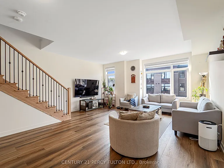 1695 Dersan St #506 — Photo 8