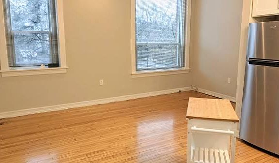 5th image of 15 Glenridge Ave #A