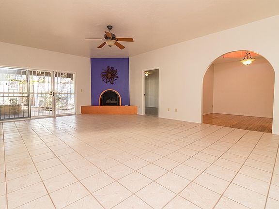 4th image of 5812 N Camino Esplendora