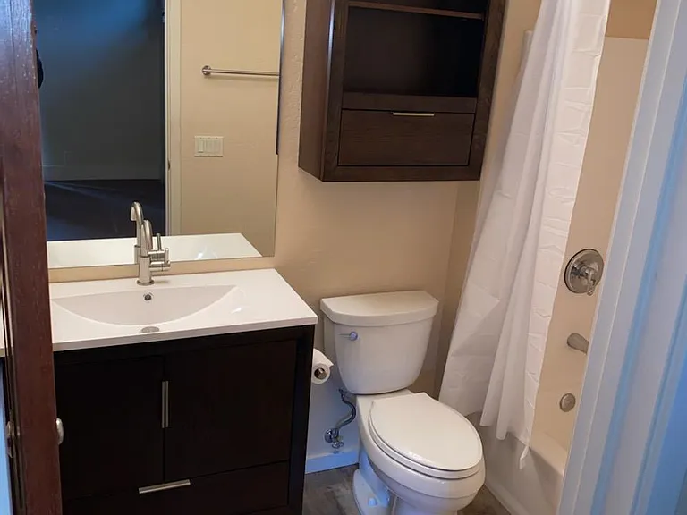 530 Evans Ct — Photo 12