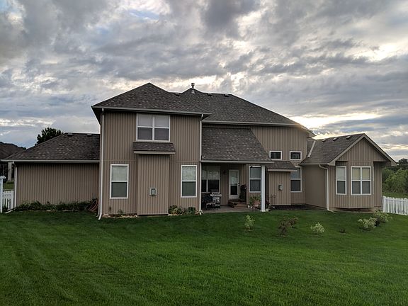 3rd image of 3525 N 110th Ter