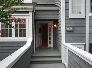 16 Spinnaker Cove Dr, Midlothian, VA 23112