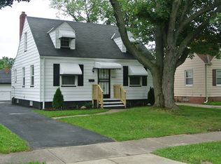 3954 Lee Heights Blvd, Cleveland, OH