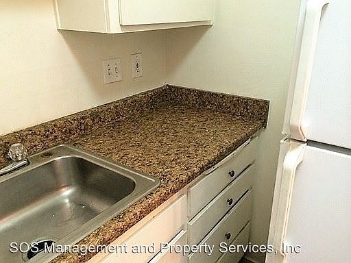 4th image of 4625 35th St APT 07