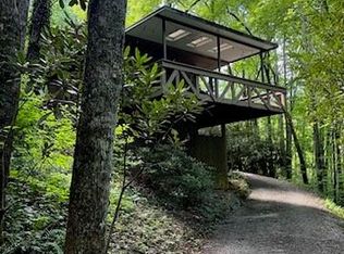 844 Young Cove Rd, Franklin, NC 28734