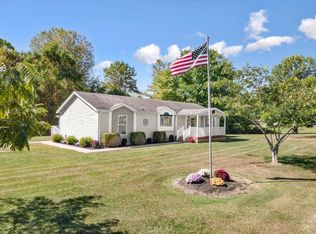 1568 Lenroot Rd, Bethel, OH 45106