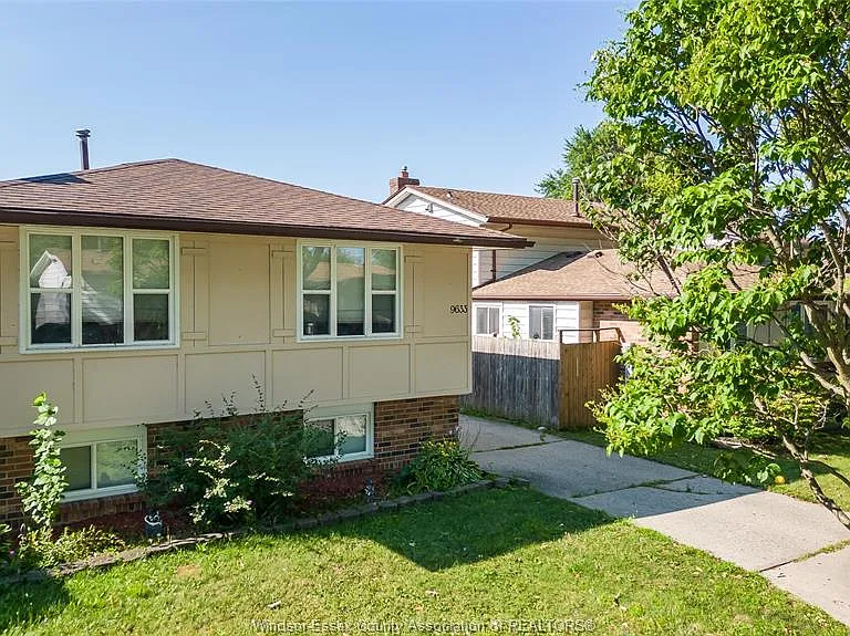 9633 Avery Ln #UPPER — Photo 5