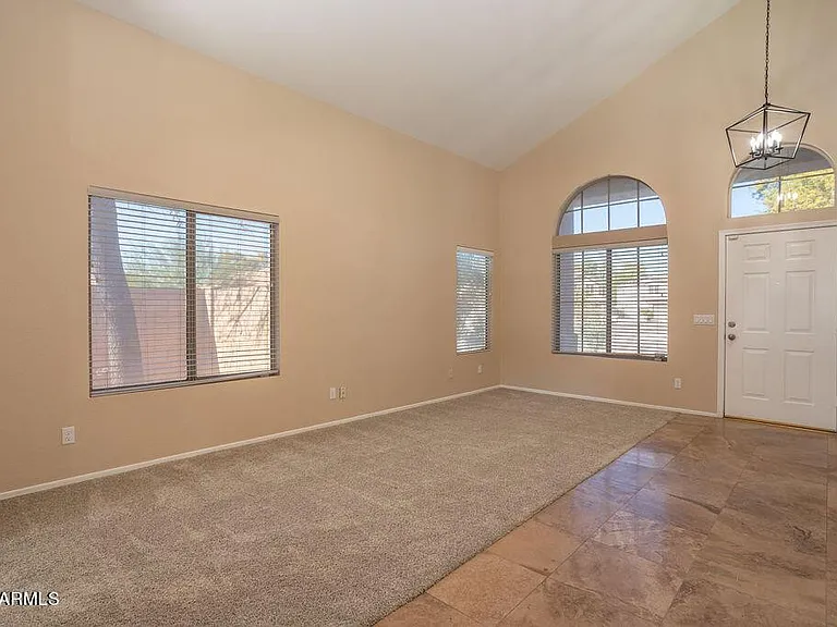 7457 W Melinda Ln — Photo 12