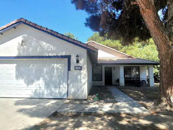 806 Stratford Ct, Lemoore, CA 93245