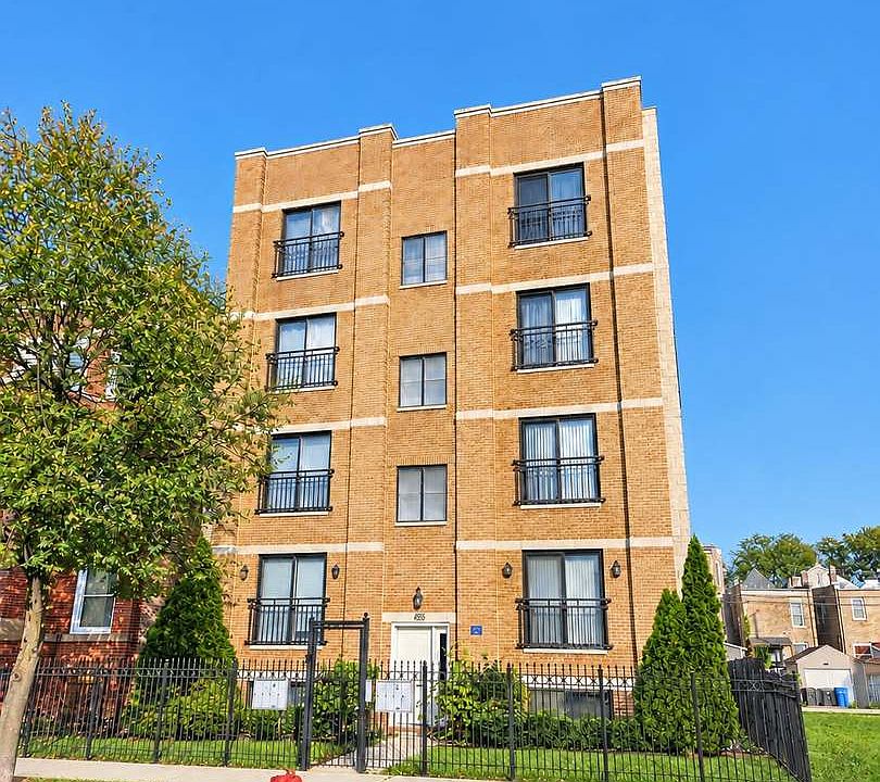 1st image of 4925 S Forrestville Ave APT 2S
