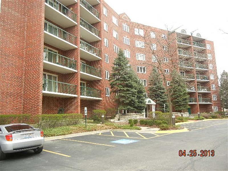 1st image of 8540 W Foster Ave Unit 502