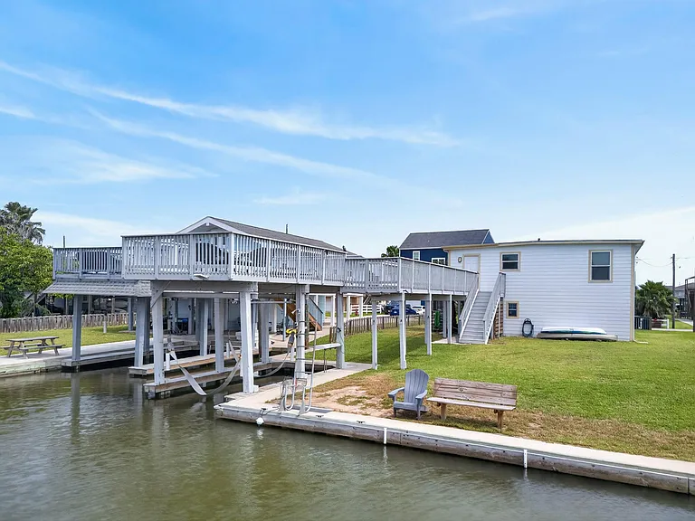 16618 Bermuda Way — Photo 18