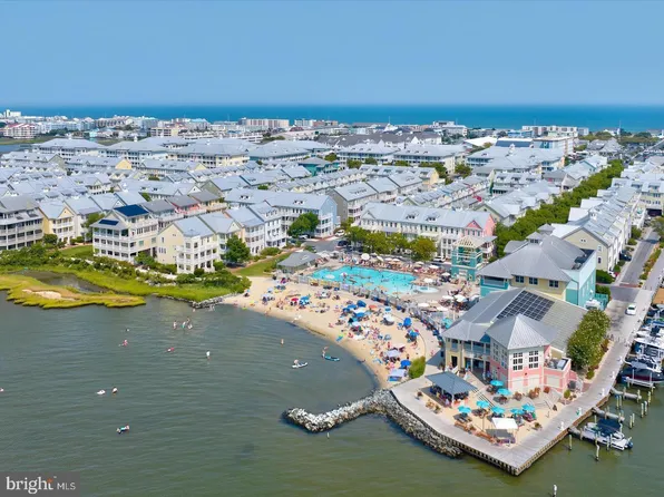 2 Fountain Dr E #Lug, Ocean City, MD 21842