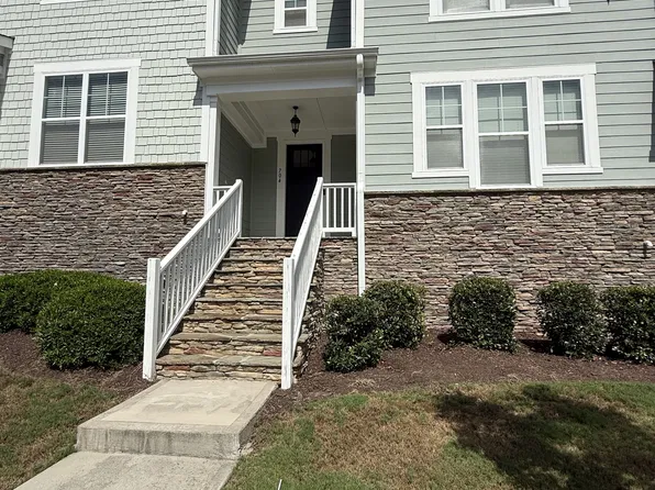 704 Carraway Garden Dr #1, Wake Forest, NC 27587