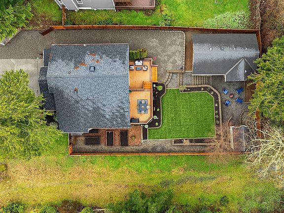 3rd image of 12131 53rd Avenue SE