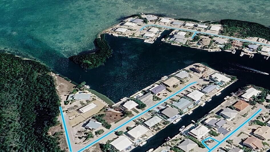 2nd image of Sea Air Estates Bay Btm