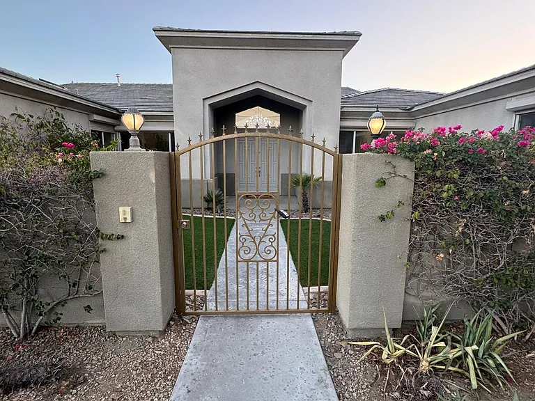 5 Chopin Ct — Photo 4