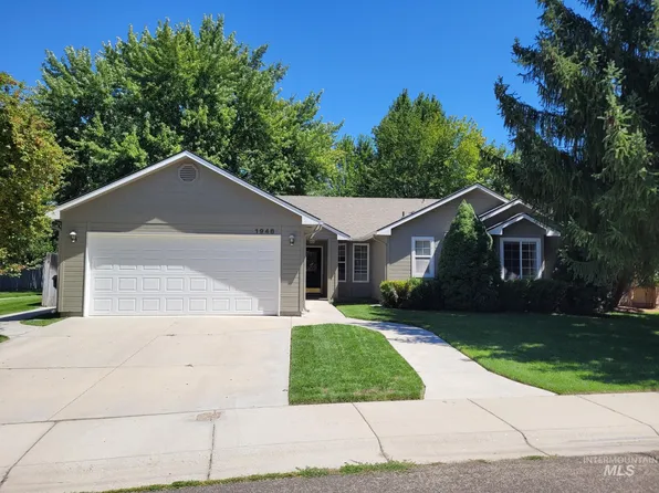 1948 E Laurelwood Dr, Eagle, ID 83616