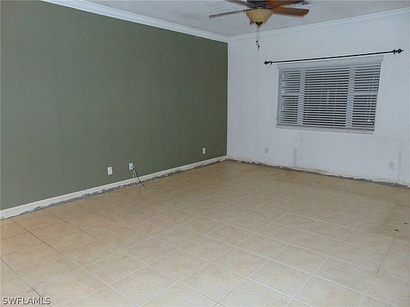3rd image of 3043 SW 4th Place Cpe