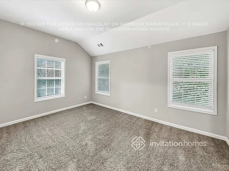 8920 Watersedge Ct — Photo 17