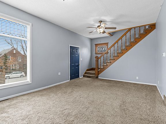 4th image of 321 E Superior St