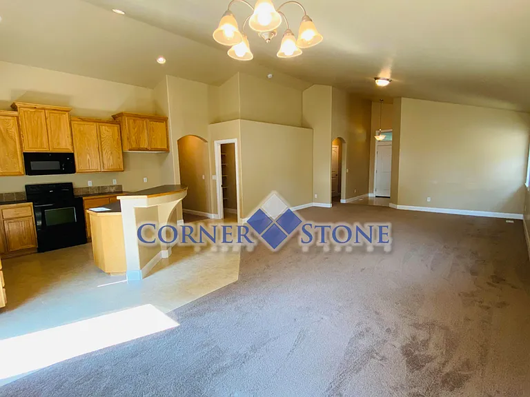 1764 Ridge Way — Photo 11