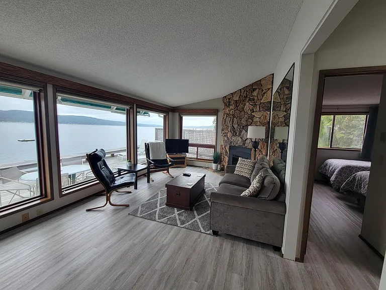 13911 E State Highway 106 — Photo 7