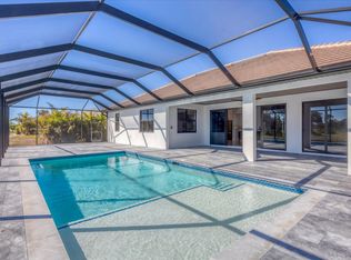 1095 Rotonda Cir, Rotonda West, FL 33947