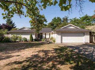 11906 Partlow Rd, Oregon City, OR 97045