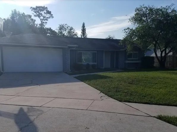 2213 Excalibur Dr, Orlando, FL 32822