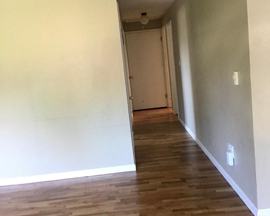 1st image of 1701 N Narrows Dr