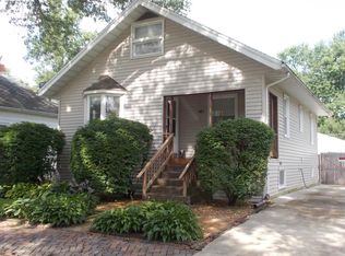 407 Clark St, Pana, IL 62557