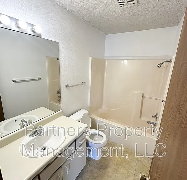 1659 N Dawn Dr #1 — Photo 11