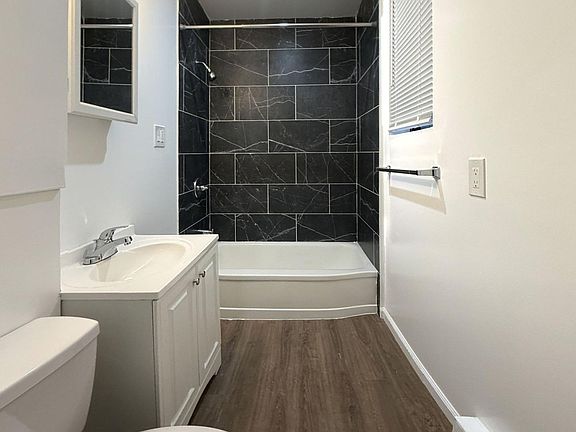 3rd image of 4286 Paul St #2R